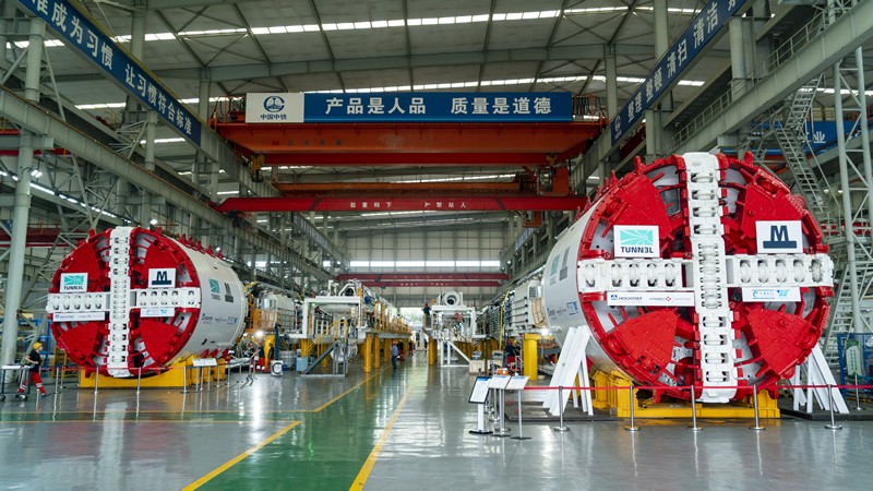 土壓平衡盾構(gòu)機.jpg